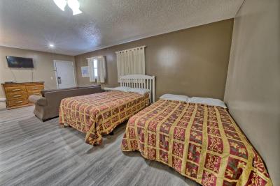 Aqua View Motel