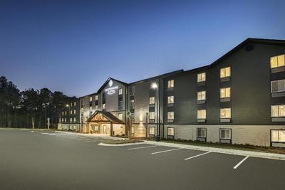 Woodspring Suites Savannah Pooler