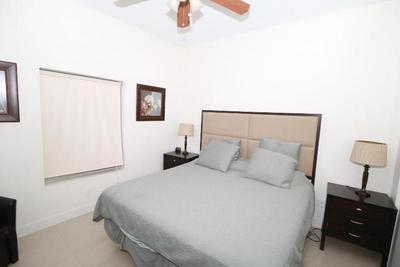 La Isla Condominiums By Cheap Getaway