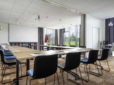 Ibis Gonesse