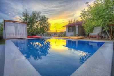 Ephesus Lodge Hotel
