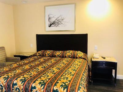 Bayshore Inn