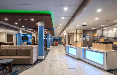 Holiday Inn Express & Sts Phoenix N - Happy Valley