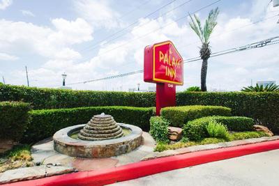 Palace Inn Beltway 8 and Westview