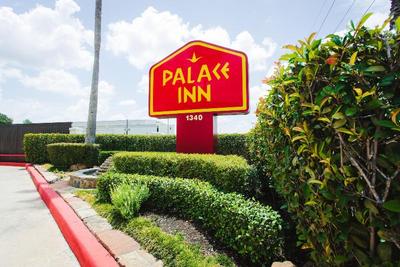 Palace Inn Beltway 8 and Westview