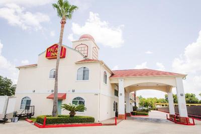 Palace Inn Beltway 8 and Westview