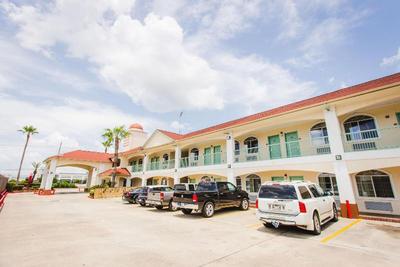 Palace Inn Beltway 8 and Westview