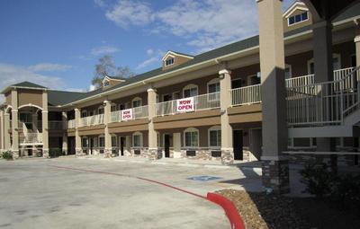 Highlands Suites