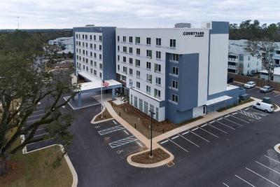 Courtyard By Marriott Pensacola West