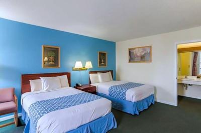 Alamo Inn & Suites