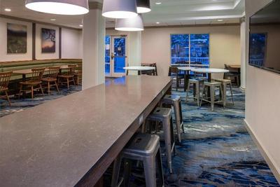 Fairfield Inn & Suites by Marriott High Point/Arch
