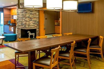 Fairfield Inn & Suites by Marriott Nashville at Op
