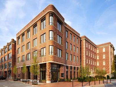 The Whitney Hotel