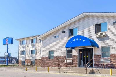 Motel 6 Sedalia, MO