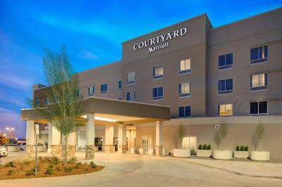 Courtyard By Marriott Atlanta Kennesaw