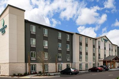 WoodSpring Suites Tampa - USF - Near Busch Gardens