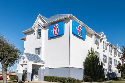 Motel 6 Fort Worth, TX - Burleson