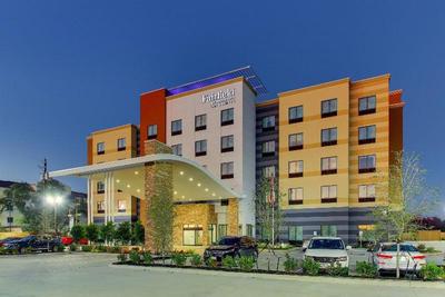 Fairfield Inn & Suites by Marriott Houston Brookho