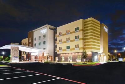 Fairfield Inn & Suites By Marriott Houston Nasa/We