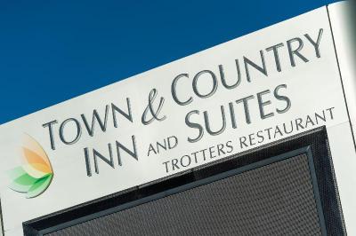 Town & Country Inn and Suites