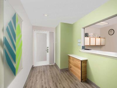 WoodSpring Suites Spartanburg Duncan I-85