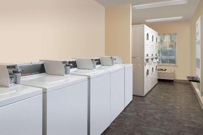 Woodspring Suites Raleigh Garner
