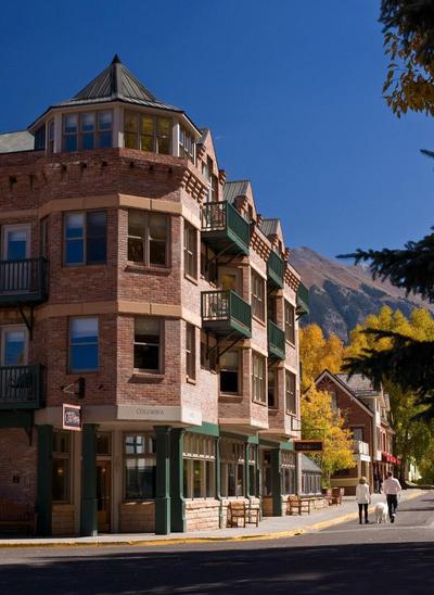 Hotel Columbia