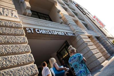 St. Christopher's Gare du Nord
