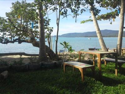 Think & Retro Cafe Lipa Noi Samui