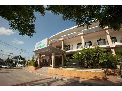 The Green Plaza Hotel