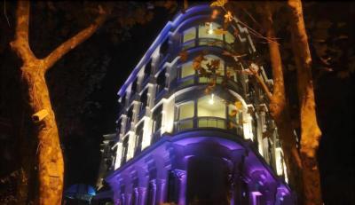 Paradise Island Hotel