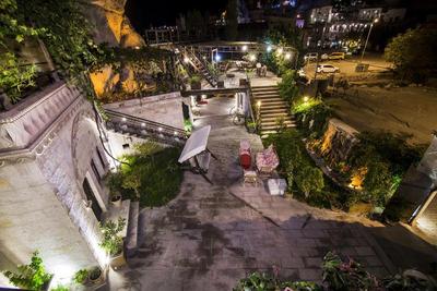 Roma Cave Suite Hotel
