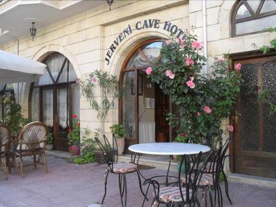 Jerveni Cave Hotel