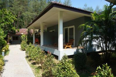 Cousin Resort Koh Kho Khao Beach