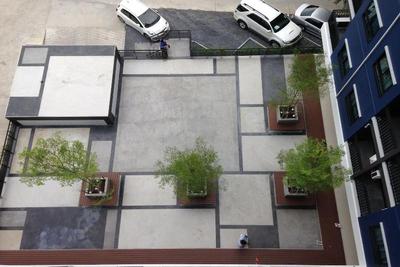 Ploen Ploen Residence