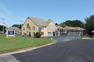 Travel Inn Of Buford