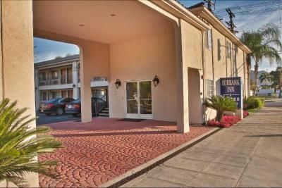 Burbank Inn And Suites