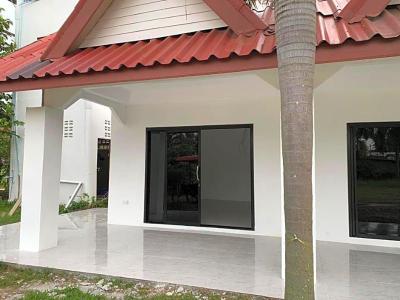 Hana Lanta Resort