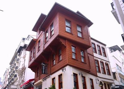 Elyka Hotel