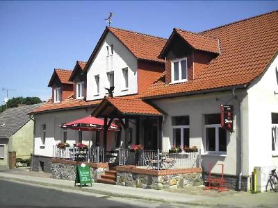 Gasthaus & Pension Zum Schwarzen Adler