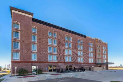 La Quinta Inn & Suites Frisco Fieldhouse North