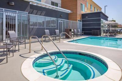Fairfield Inn & Suites by Marriott Fresno North/Sh