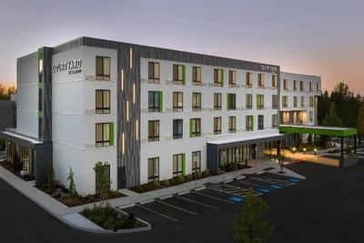 Courtyard By Marriott Portland East