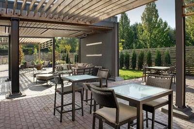 Courtyard By Marriott Portland East