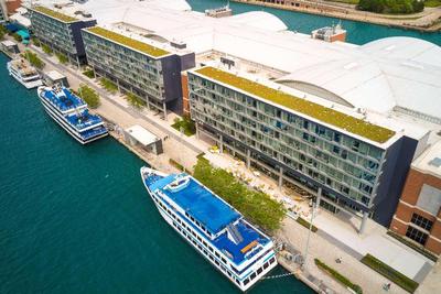 Sable at Navy Pier Chicago, Curio Collection