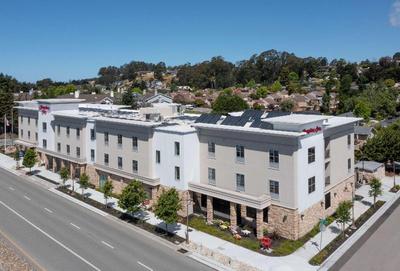 Hampton Inn Santa Cruz West