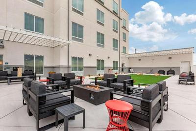 MainStay Suites Carlsbad