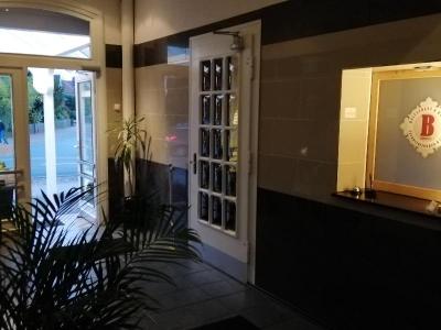 Bennett's Restaurant & Hotel
