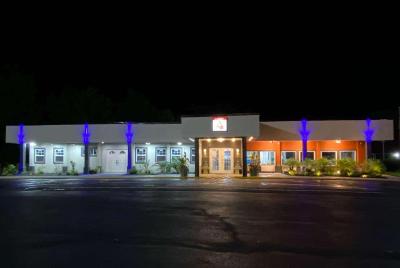 LX Hotel a Travelodge by Wyndham