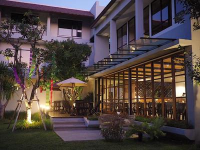 Nai Ya Hotel